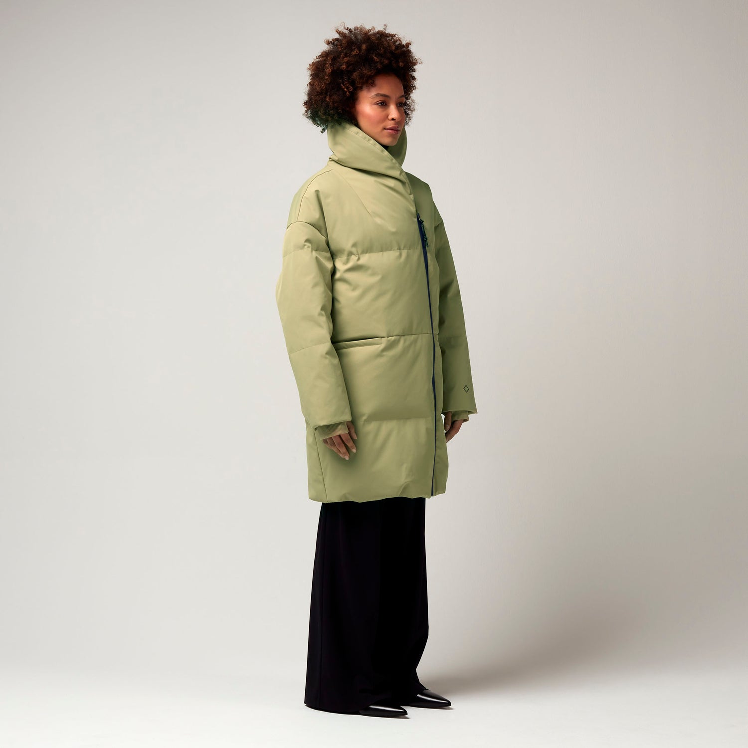 ASTOR | gray green