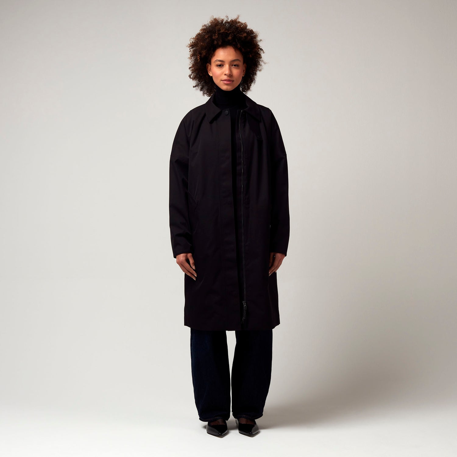 LUMI | deep black