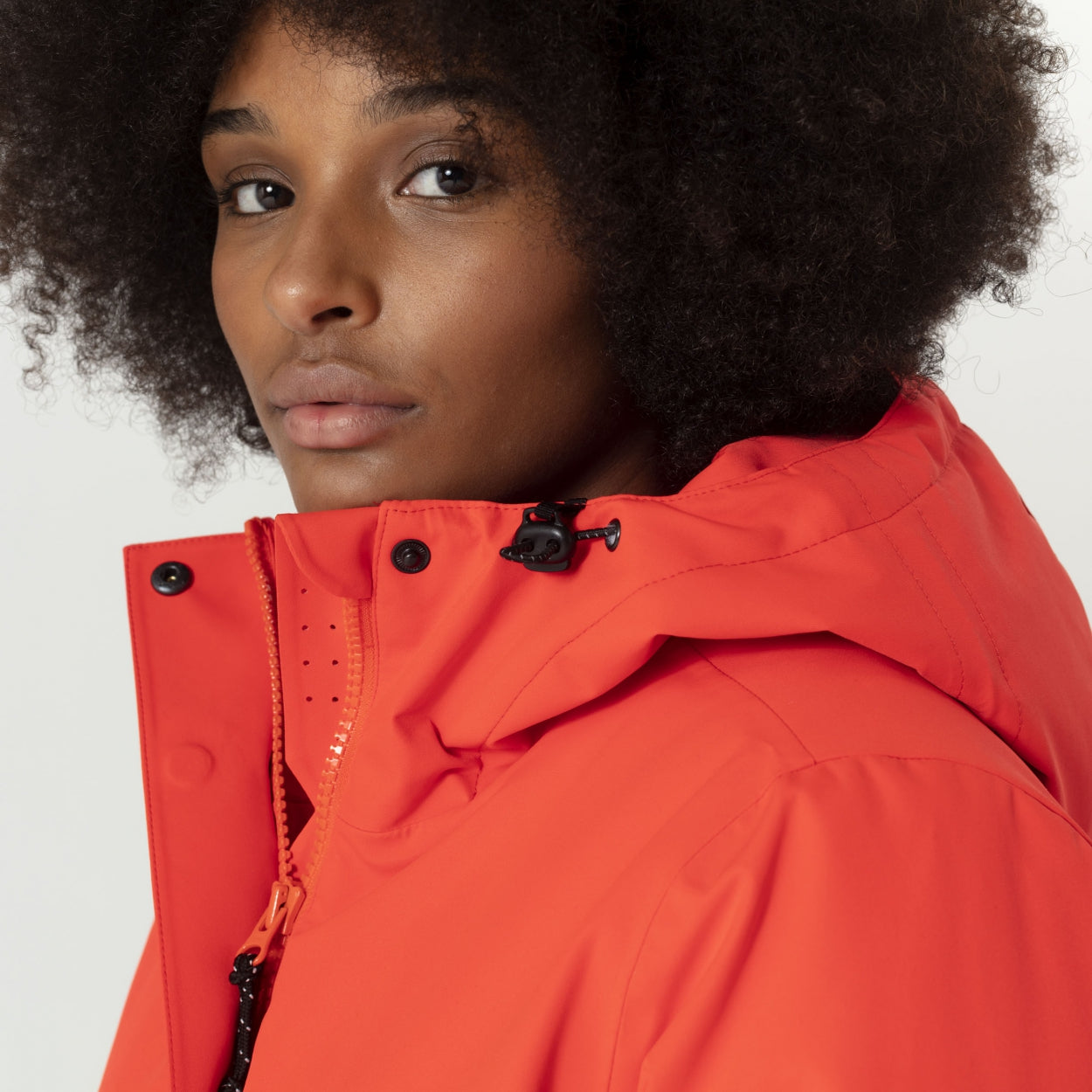 WINDSPEED | POPPIN' TOMATO coat sale in red, GOFRANCK 2023.