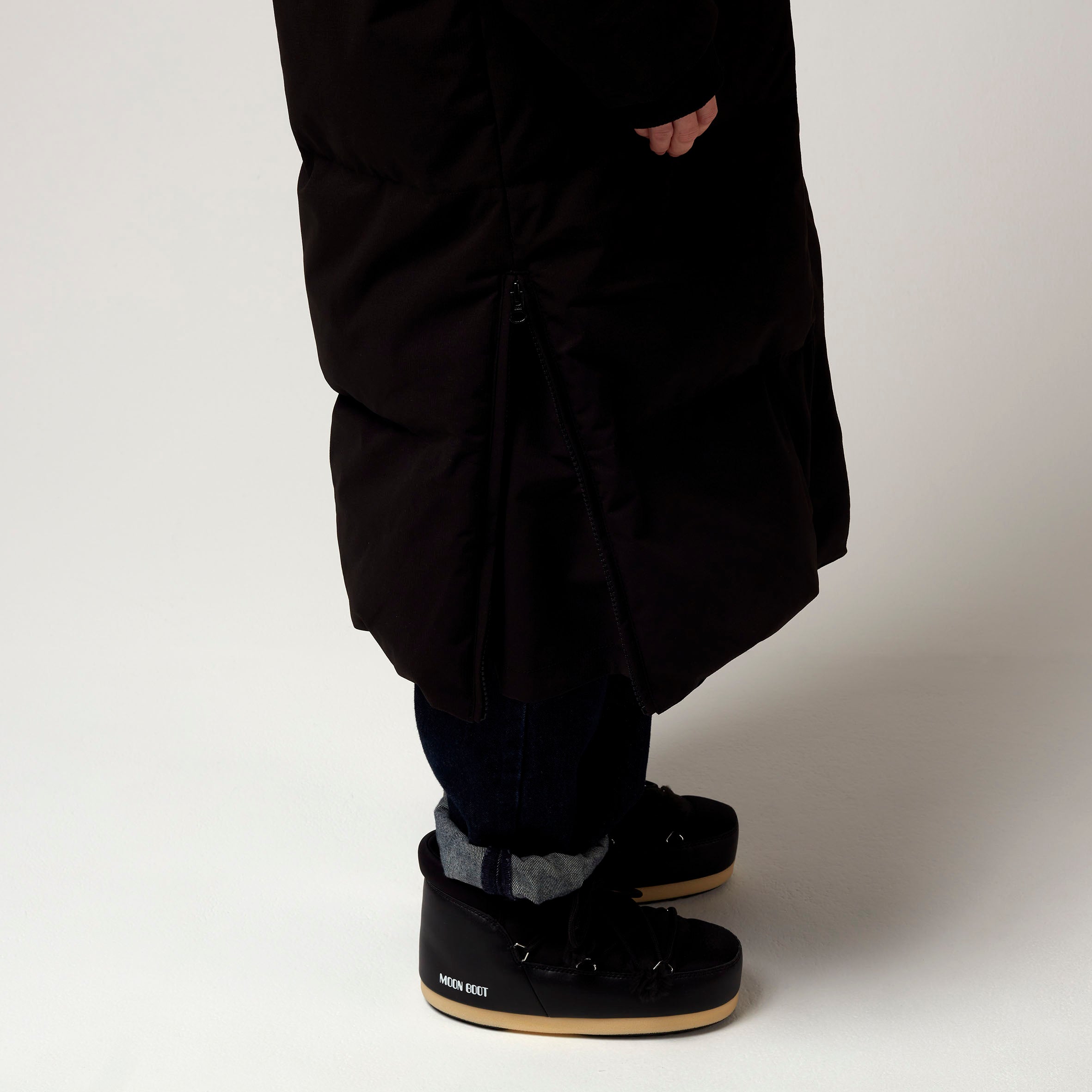 TSUNAMI | deep black – GOFRANCK